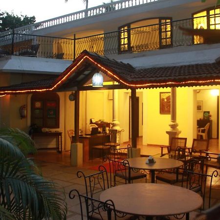 Banyan Tree Courtyard Hotel Калангуте Екстериор снимка