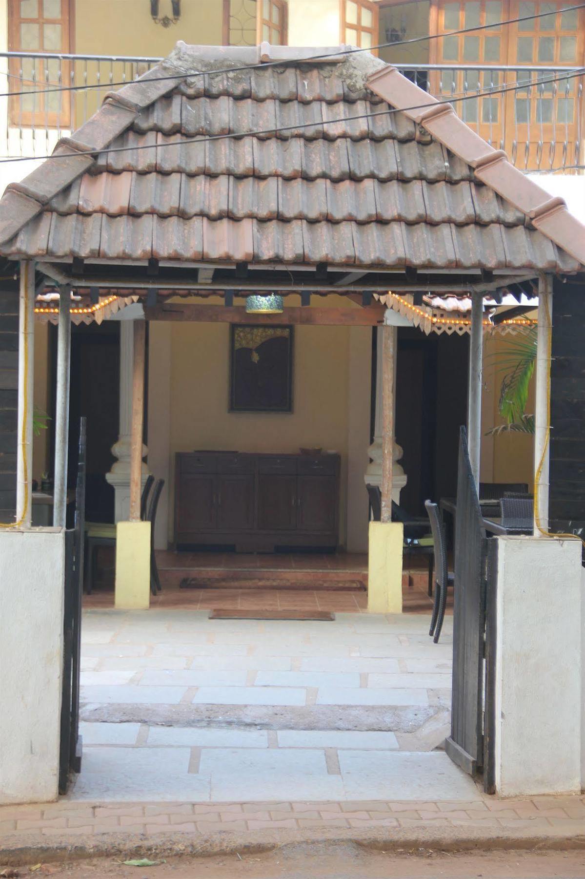 Banyan Tree Courtyard Hotel Калангуте Екстериор снимка