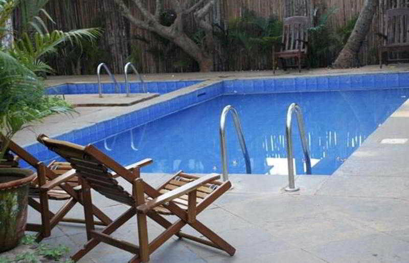 Banyan Tree Courtyard Hotel Калангуте Екстериор снимка